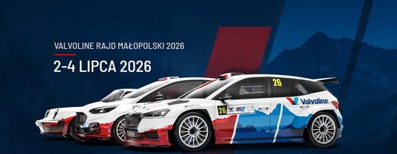 plakat rajdu małopolskiego Valvoline w dniach 2-4 lipca 2026, na plakacie 3 samochodu sportowe