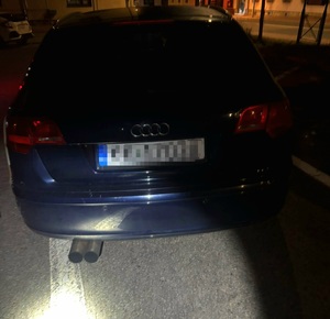 Tył samochodu osobowego marki  Audi