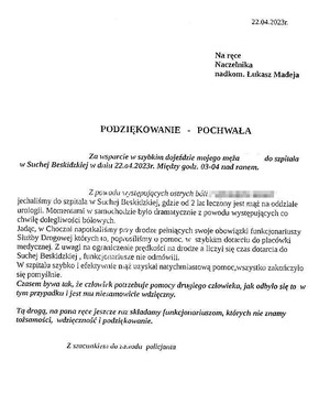 Podziękowania dla policjantów ruchu drogowego wadowickiej komendy od mieszkanki powiatu wadowickiego za udzielone wsparcie w dotarciu jej męża do szpitala w Suchej Beskidzkiej